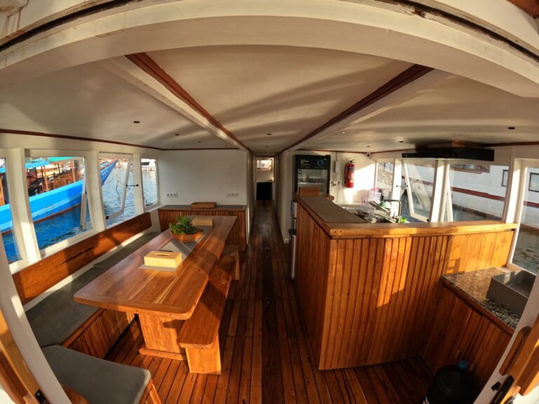 dining-lanakila-cruise